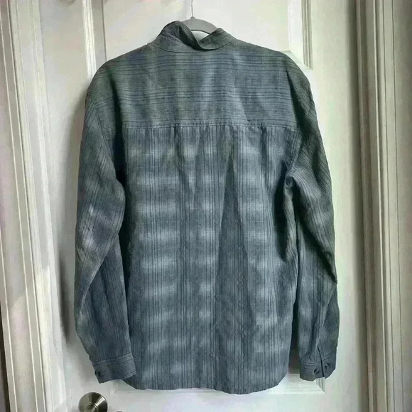 REI Button down Blue Plaid Size Mens S Small - Picture 4 of 4